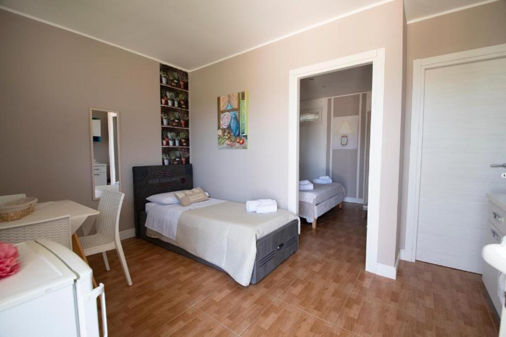 Villa Dalesco Леверано Екстериор снимка